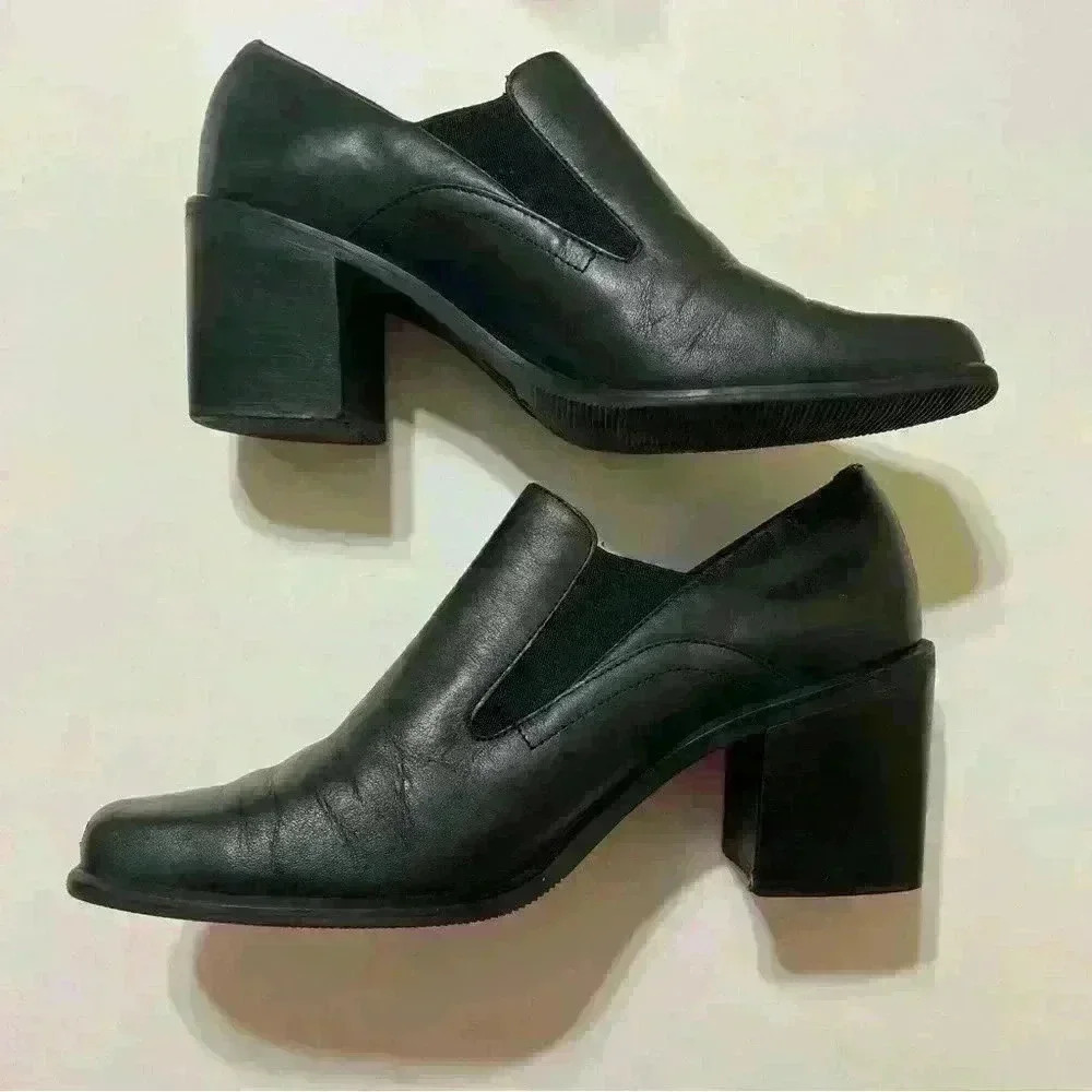 Nicole black leather slip on block heel Brazilian vintage court shoes Size 9.5 M - Picture 4 of 12
